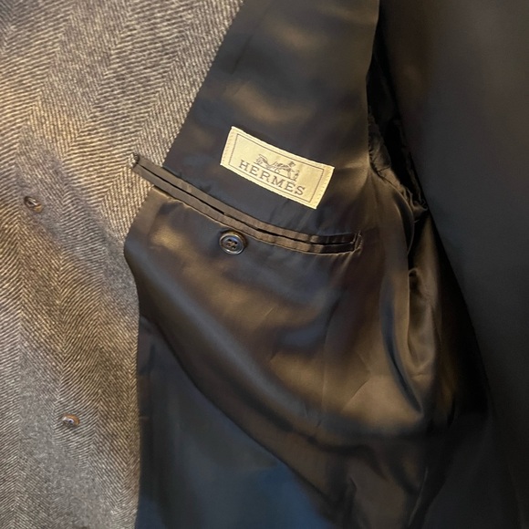 Hermès Émile coat with oversized pocket - wool chevron pattern Made in Italy NWT - Picture 2 of 9